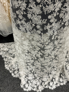 Dentelle brodée à sequins ivoire - EB3053
