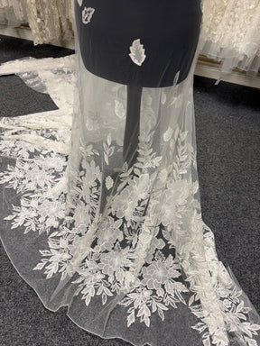 Dentelle brodée de sequins ivoire - EB3055