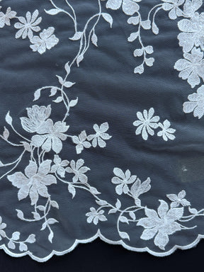 Dentelle à paillettes ivoire - EB3063