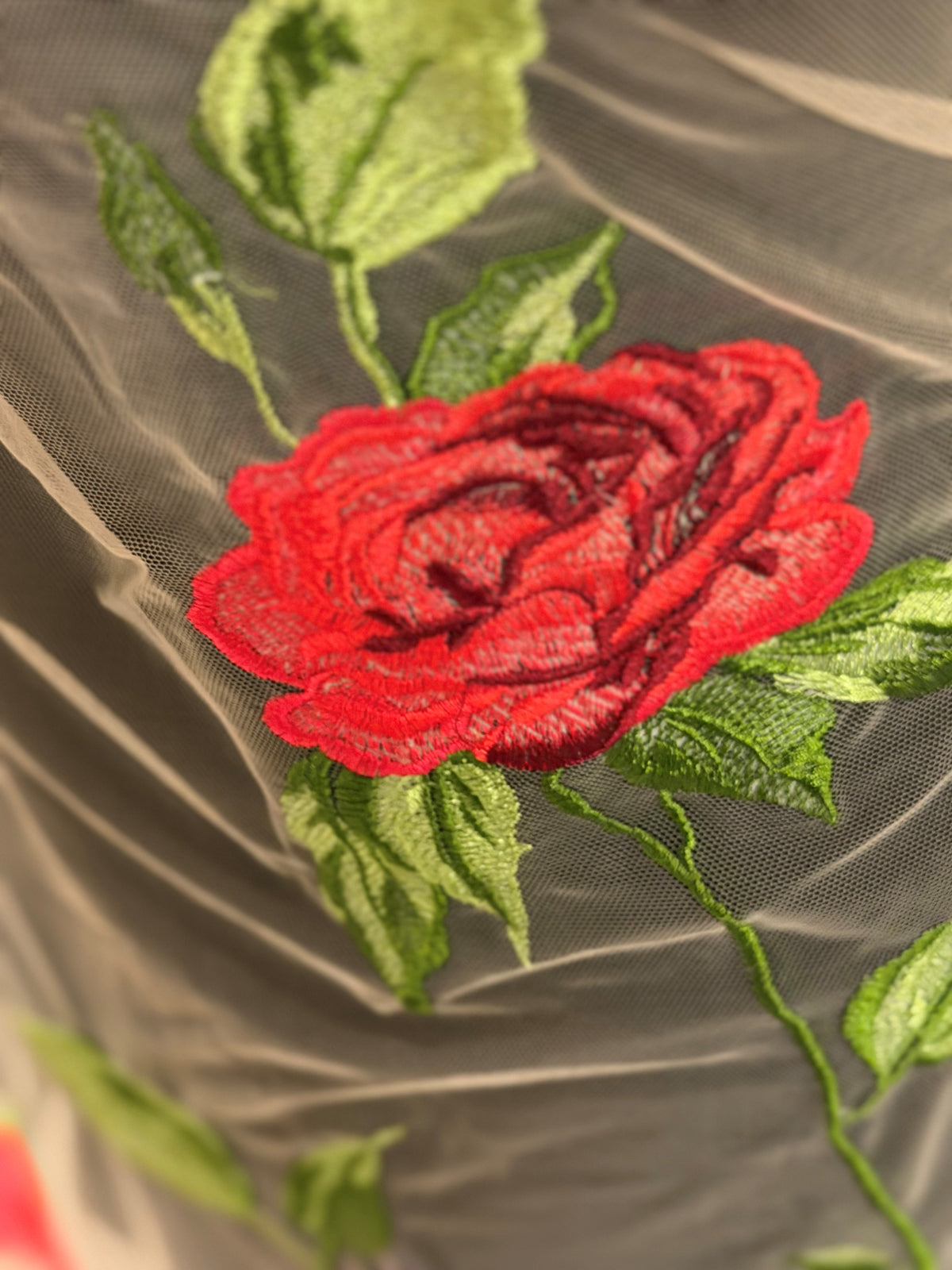 Dentelle rose brodée couleur chair - EB5004