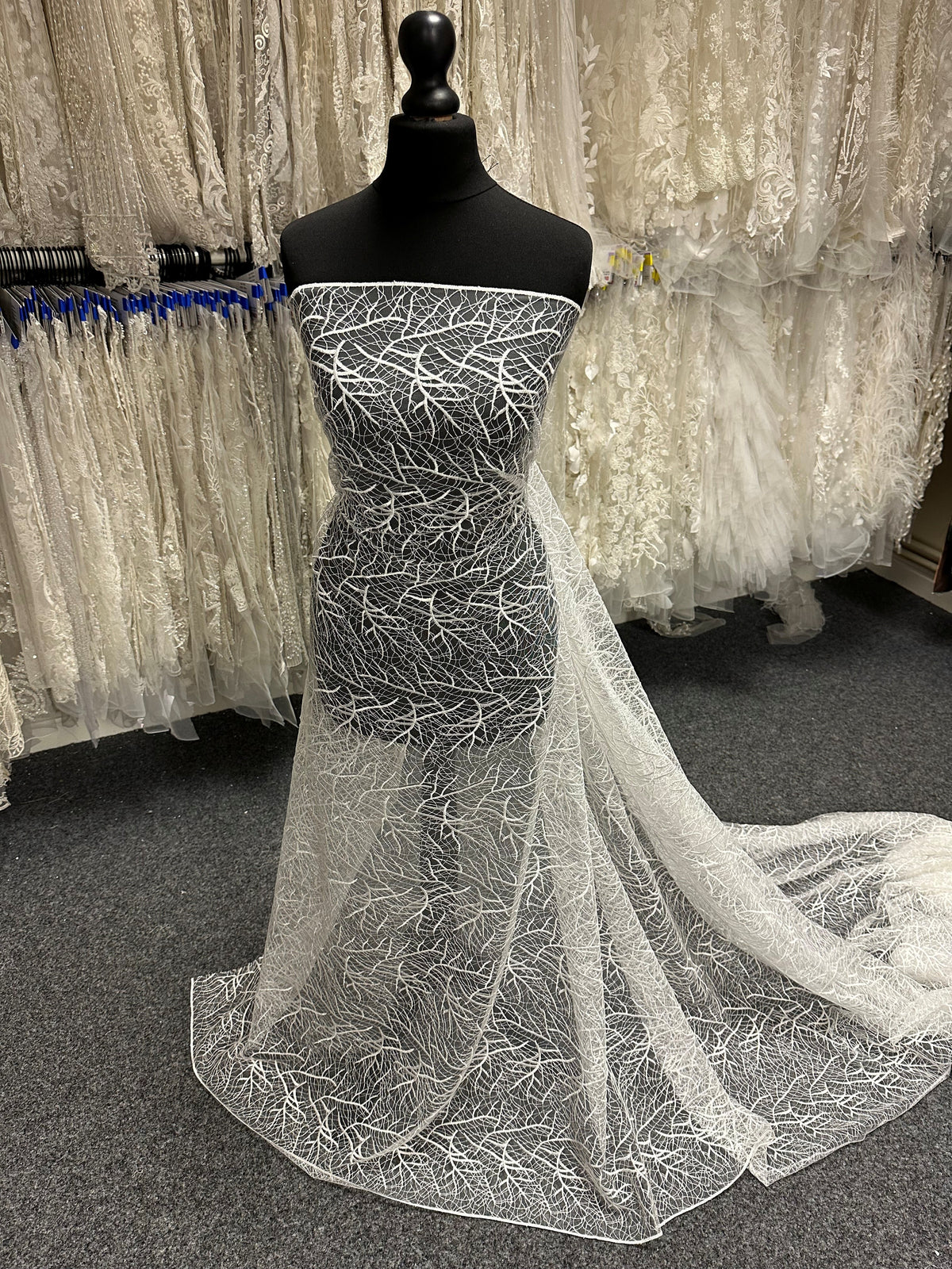 Ivory Contemporary Floral Lace - EB5012