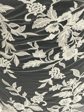 Dentelle brodée ivoire - EB5039