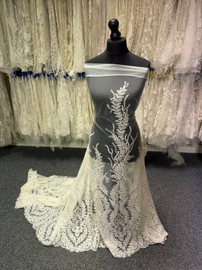 Dentelle brodée ivoire - EB5043