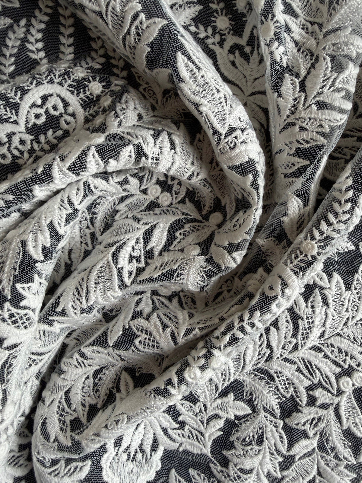 Dentelle brodée ivoire - EB5043