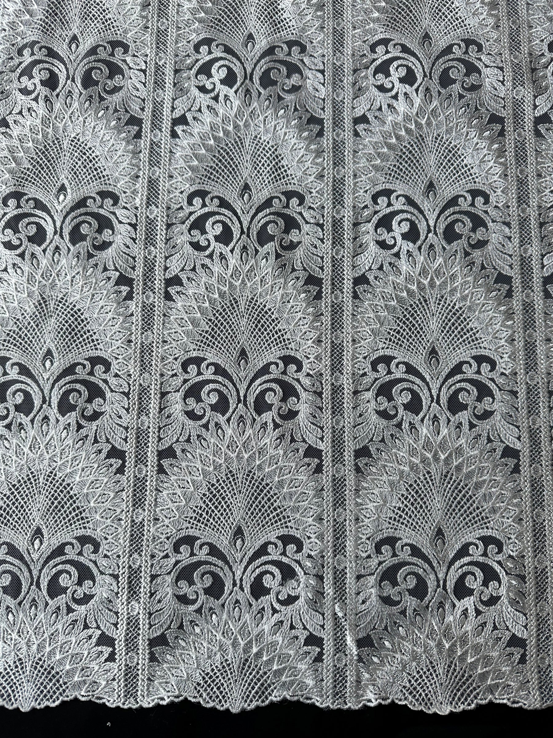 Dentelle brodée ivoire - EB5044