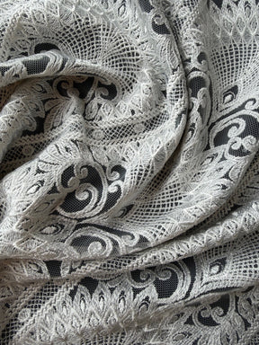 Dentelle brodée ivoire - EB5044