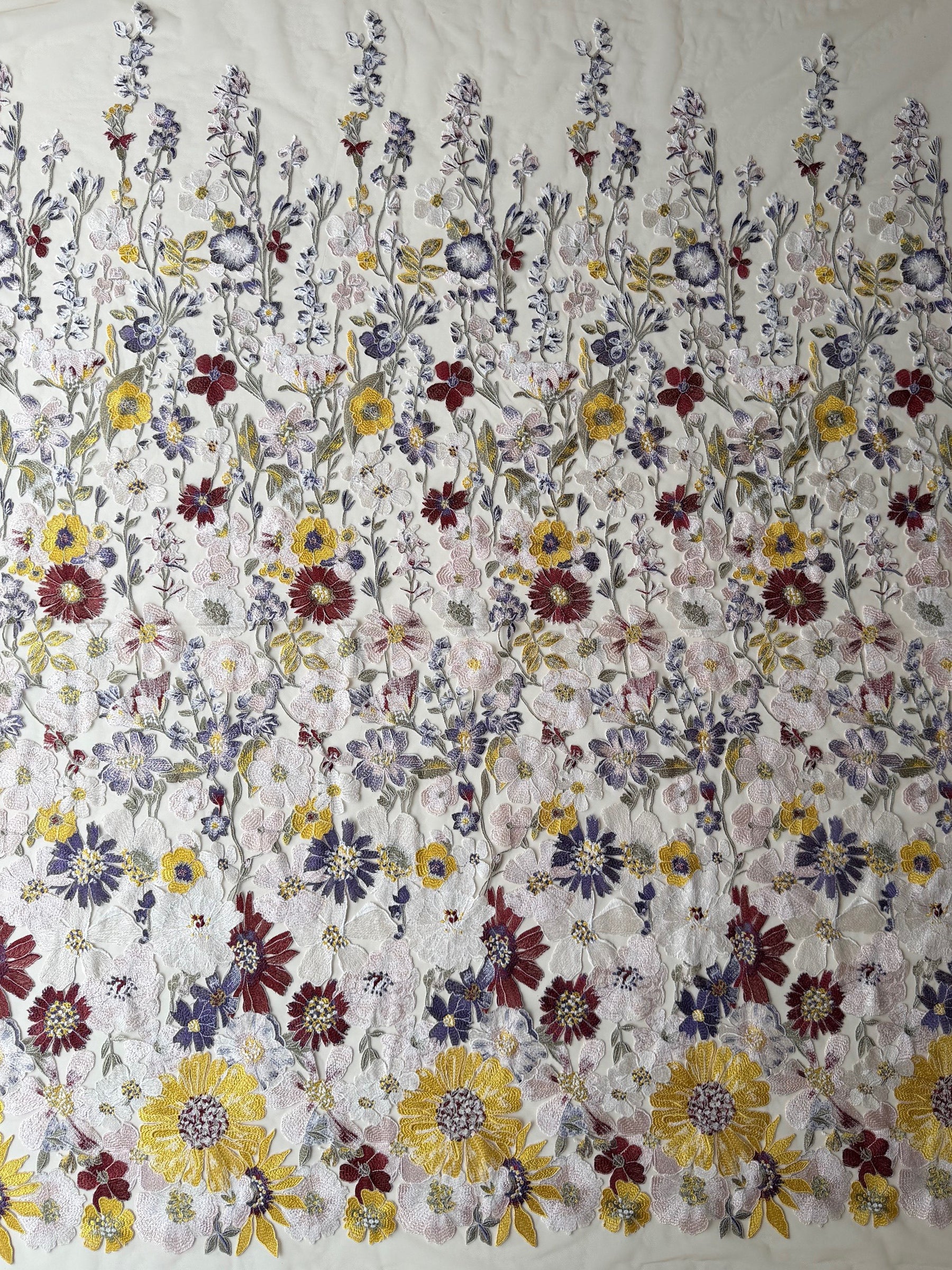 Dentelle brodée multicolore - eb5056