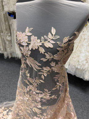 Dentelle Rose Poudré avec Cordonnet Doré - Kylar