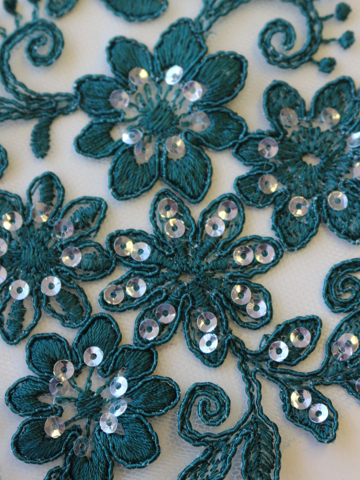 Appliques en dentelle à sequins vert émeraude - Erica