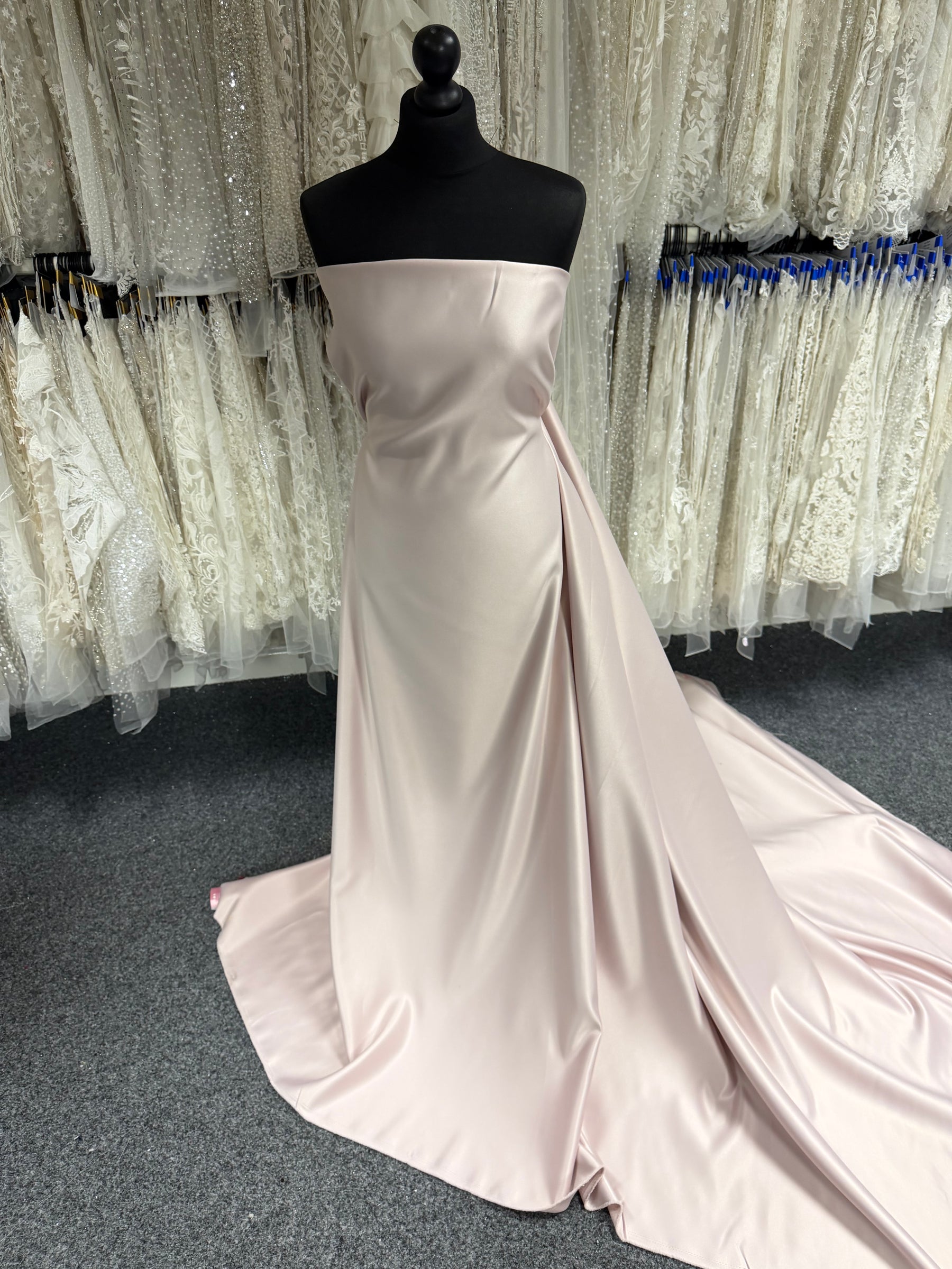 Satin Duchesse Rose Pâle - P47