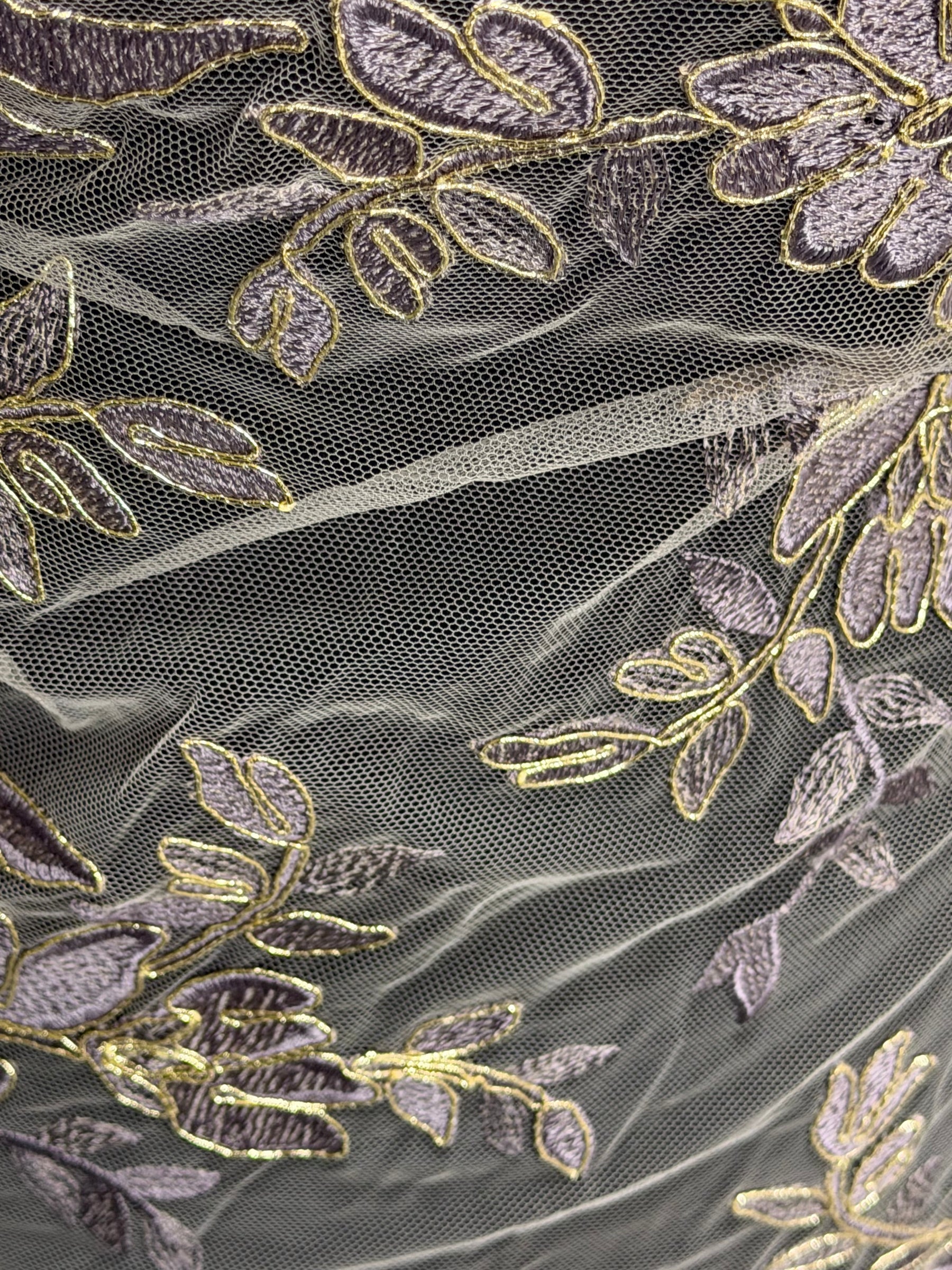 Dentelle lavande avec cordon doré - Kylar