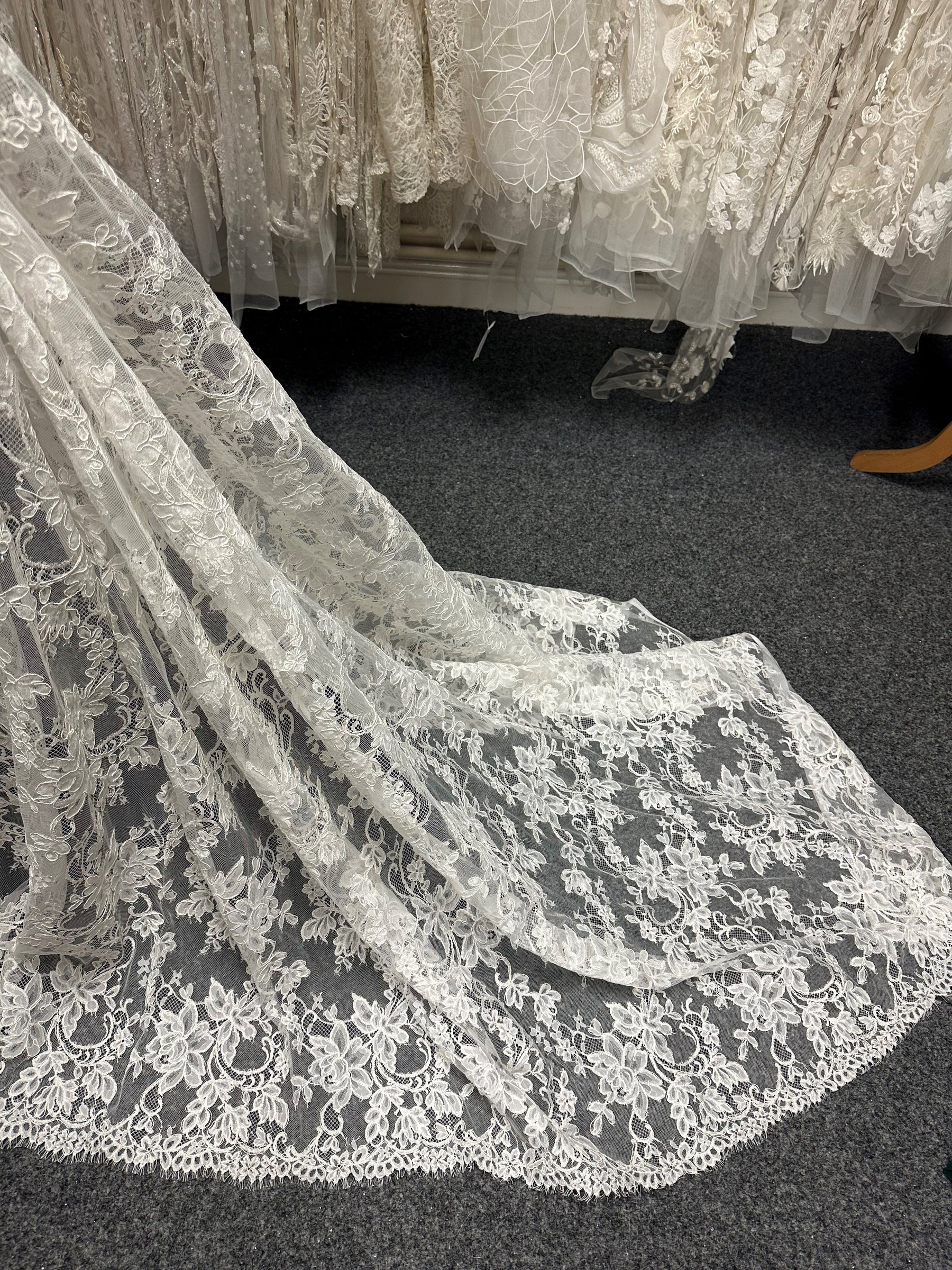 Dentelle cordée ivoire – Fia