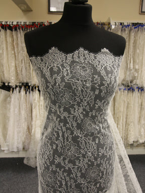 Dentelle Chantilly Ivoire - Imelda