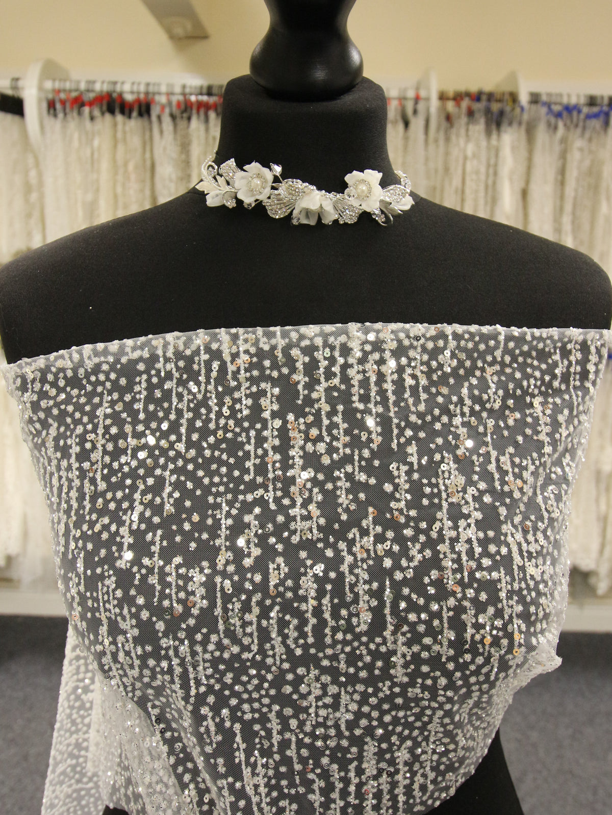 Tulle à Paillettes Ivoire (300cm/118") - Ottoman