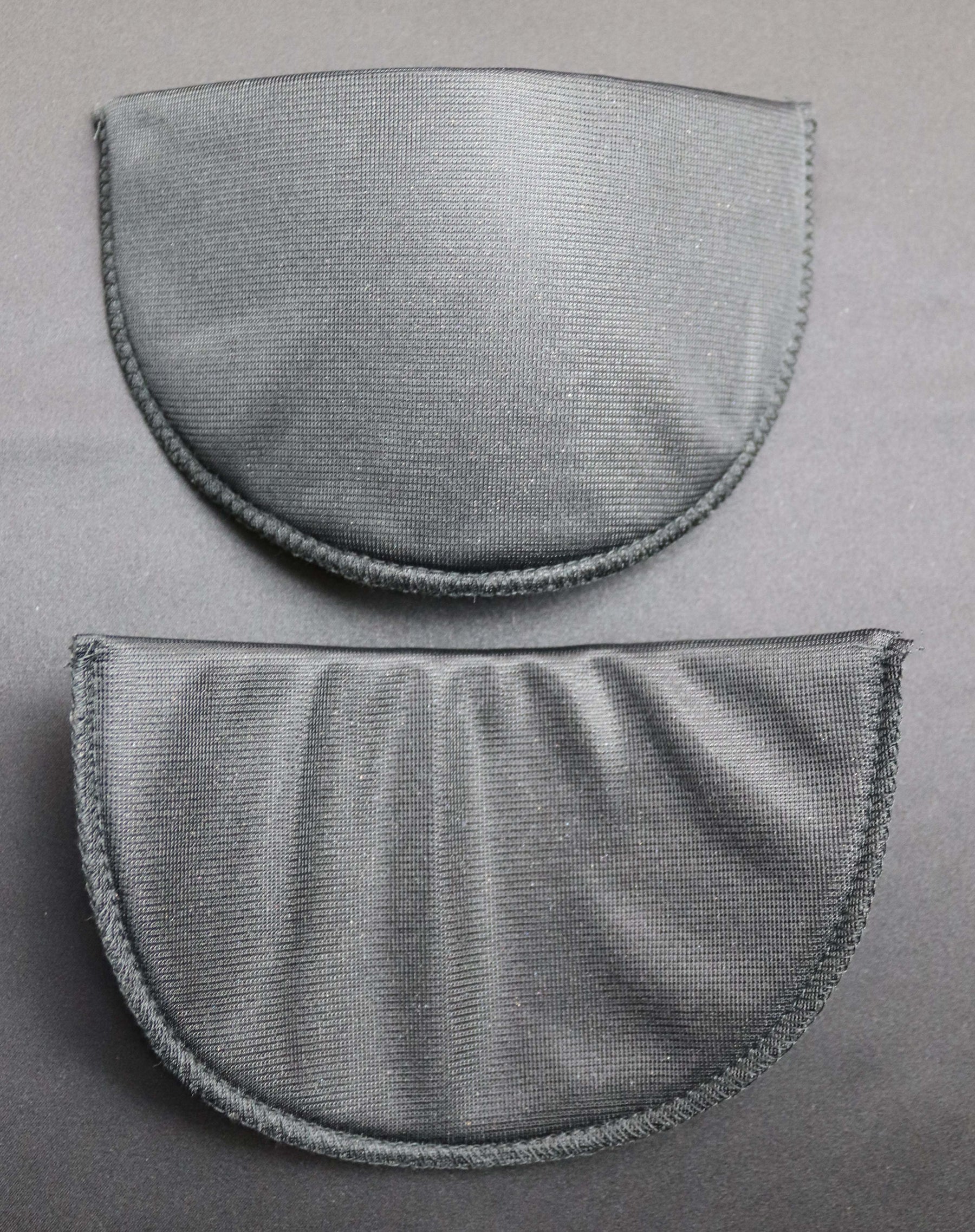 Épaulières en mousse recouvertes de nylon noir - HA4003 Moyen