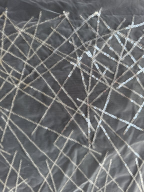 Tulle brodé de sequins ivoire - EB3022