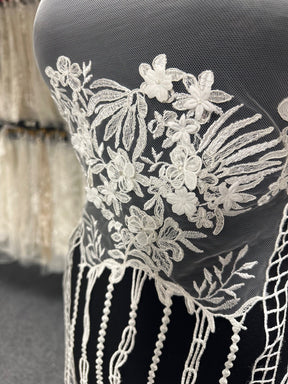 Dentelle Ivoire – Carlotta