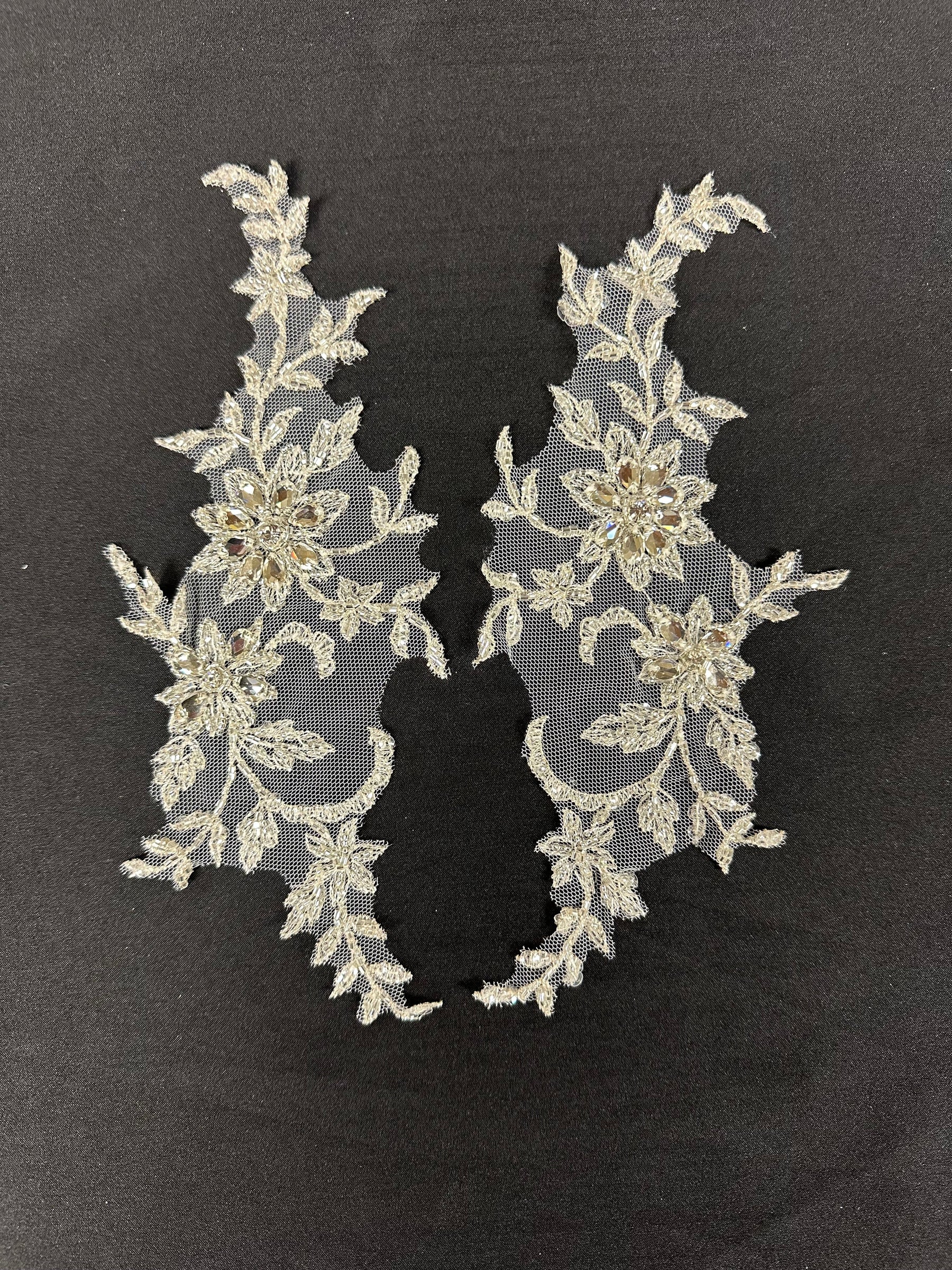 Appliques ornées de cristaux et de sequins - Fame
