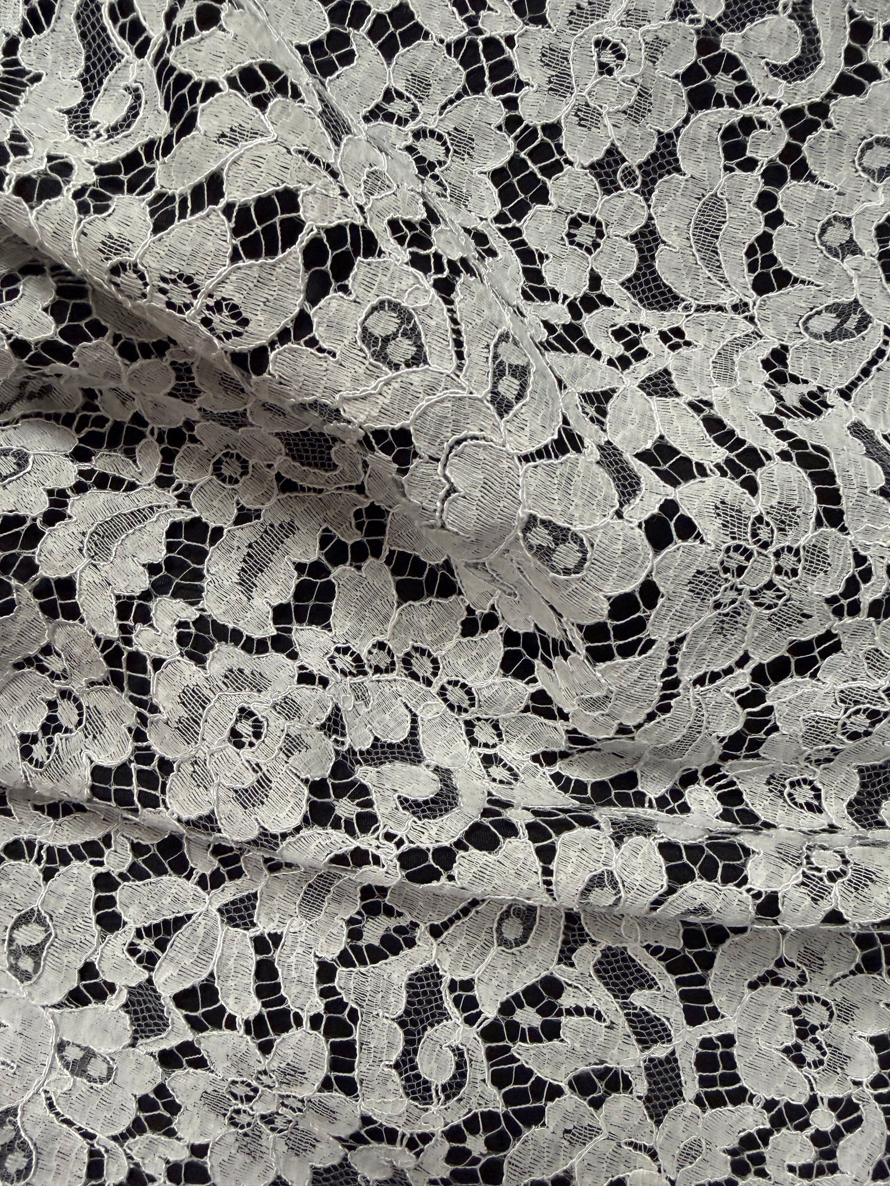 Dentelle Chantilly ivoire - LA4001