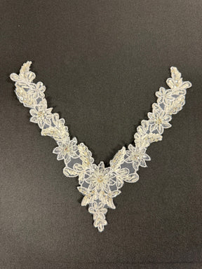 Applique perlée ivoire - T587