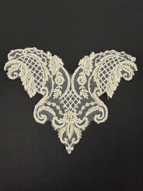 Appliqué perlé ivoire/argent - T566