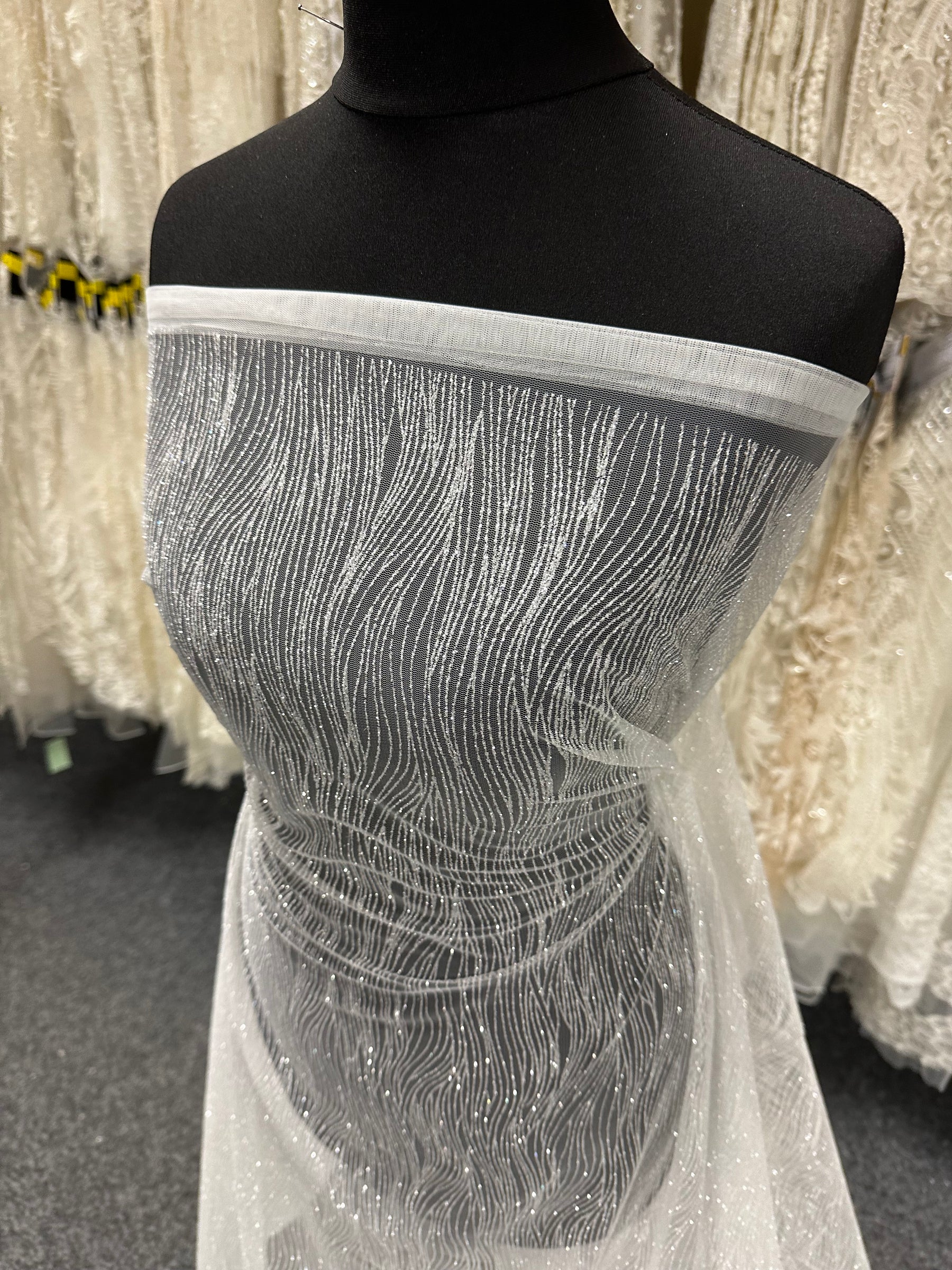 Tulle pailleté ivoire - Ondulation (CF)