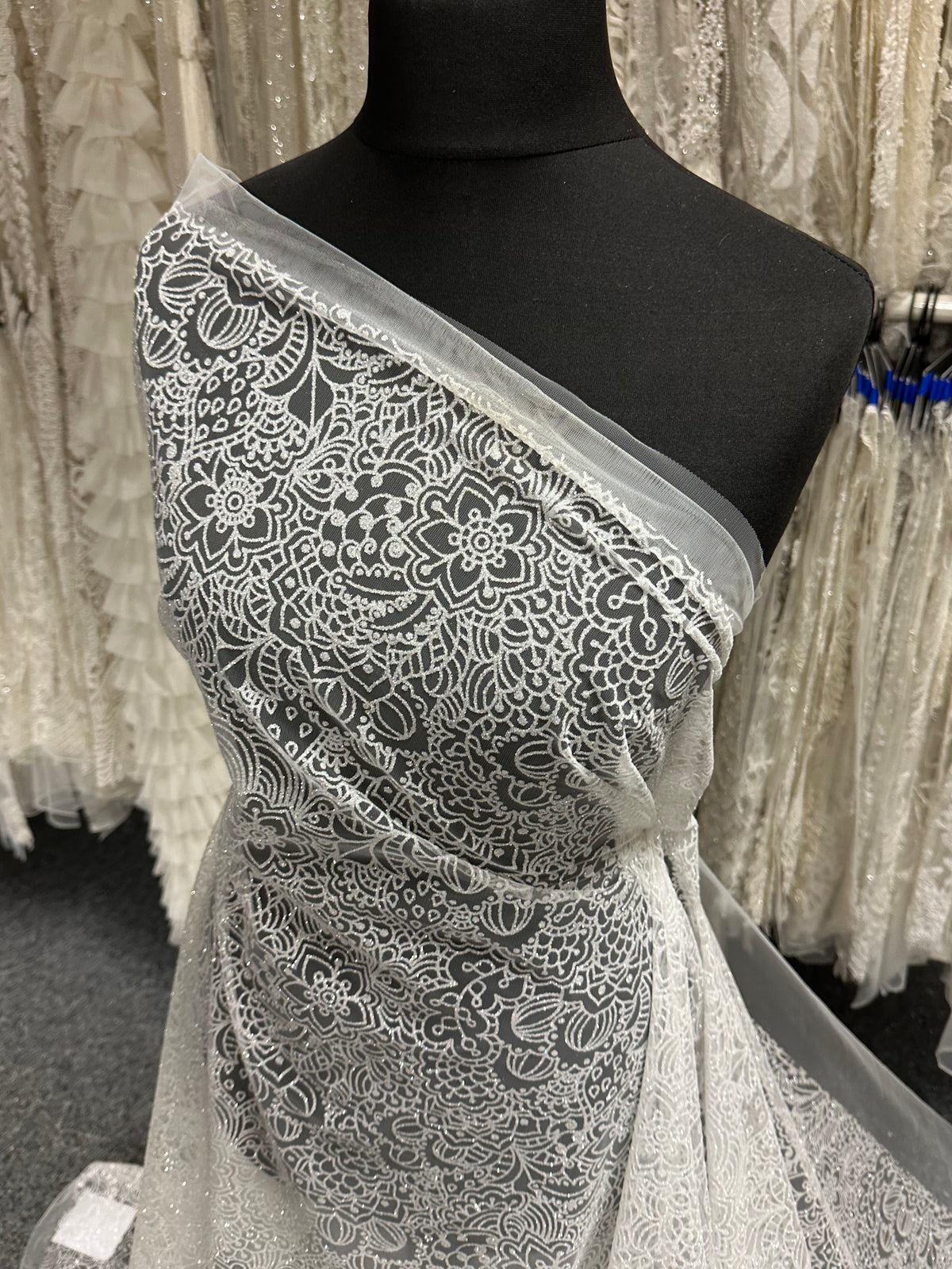 Tulle pailleté ivoire - Brillant (CF)