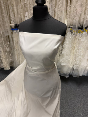 Pale Ivory Polyester Taffeta - Ramsay