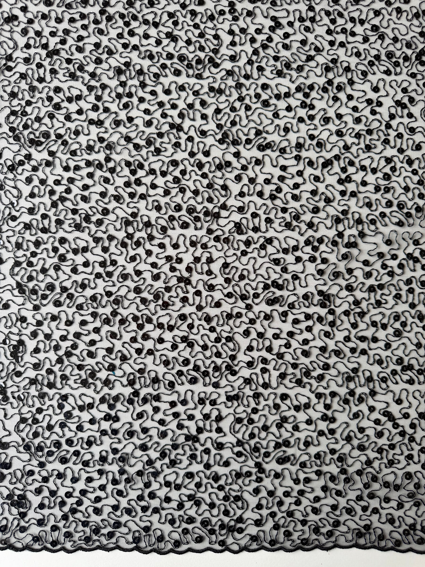 Tulle à sequins brodés noirs – EB3001
