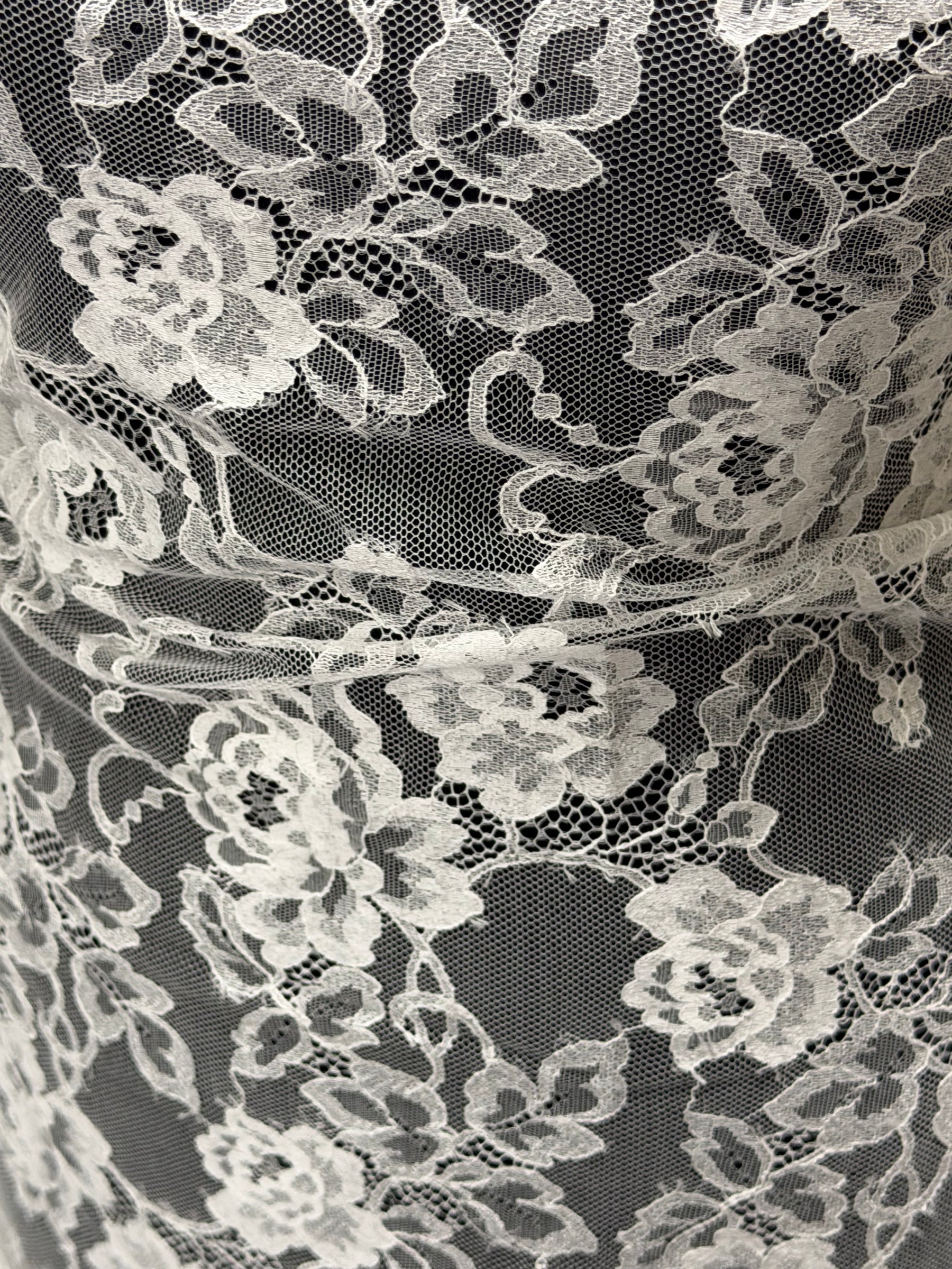 Dentelle en nylon ivoire - P728