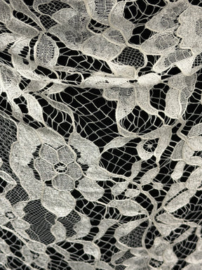 Ivory Corded Leavers Lace - P885
