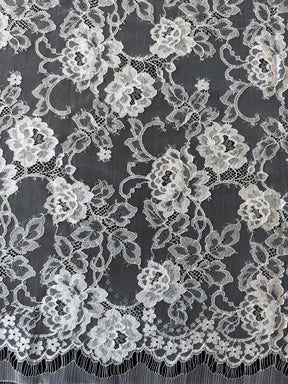 Dentelle en nylon ivoire - P728