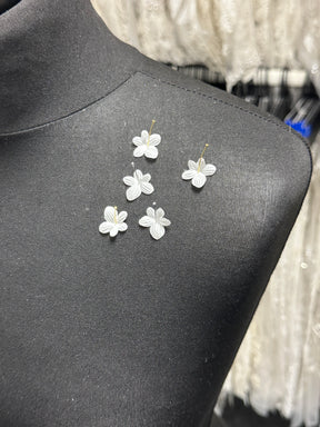 Light Ivory Satin Flowers - MM0028 (Bag of 144)