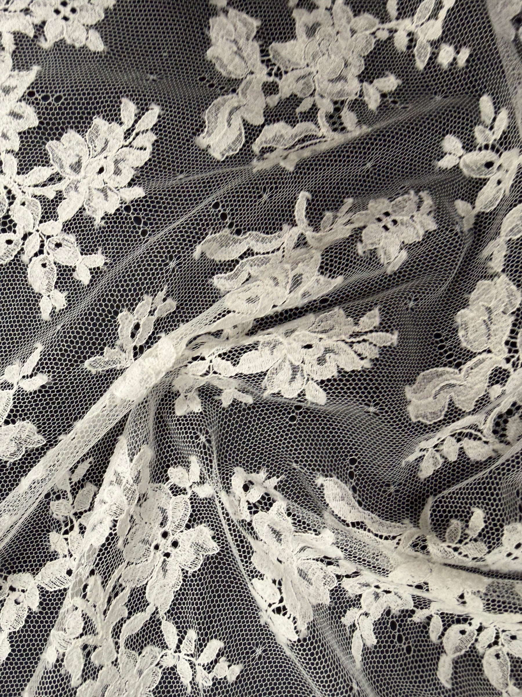 Dentelle ivoire française - LA2011