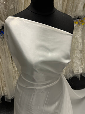 Tissu satiné acétate ivoire de luxe - Capri (CF)