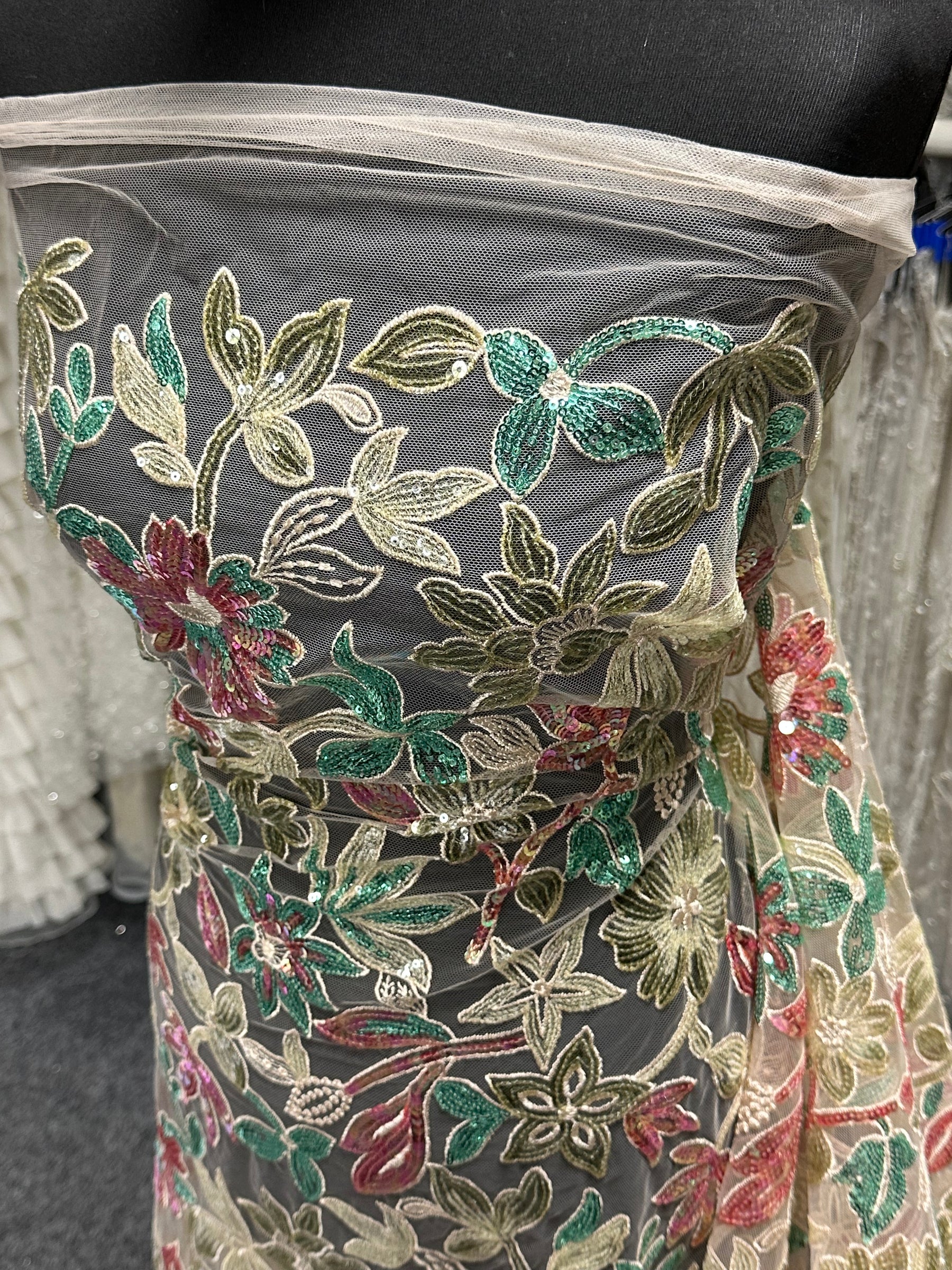 Dentelle brodée multicolore -EB3066