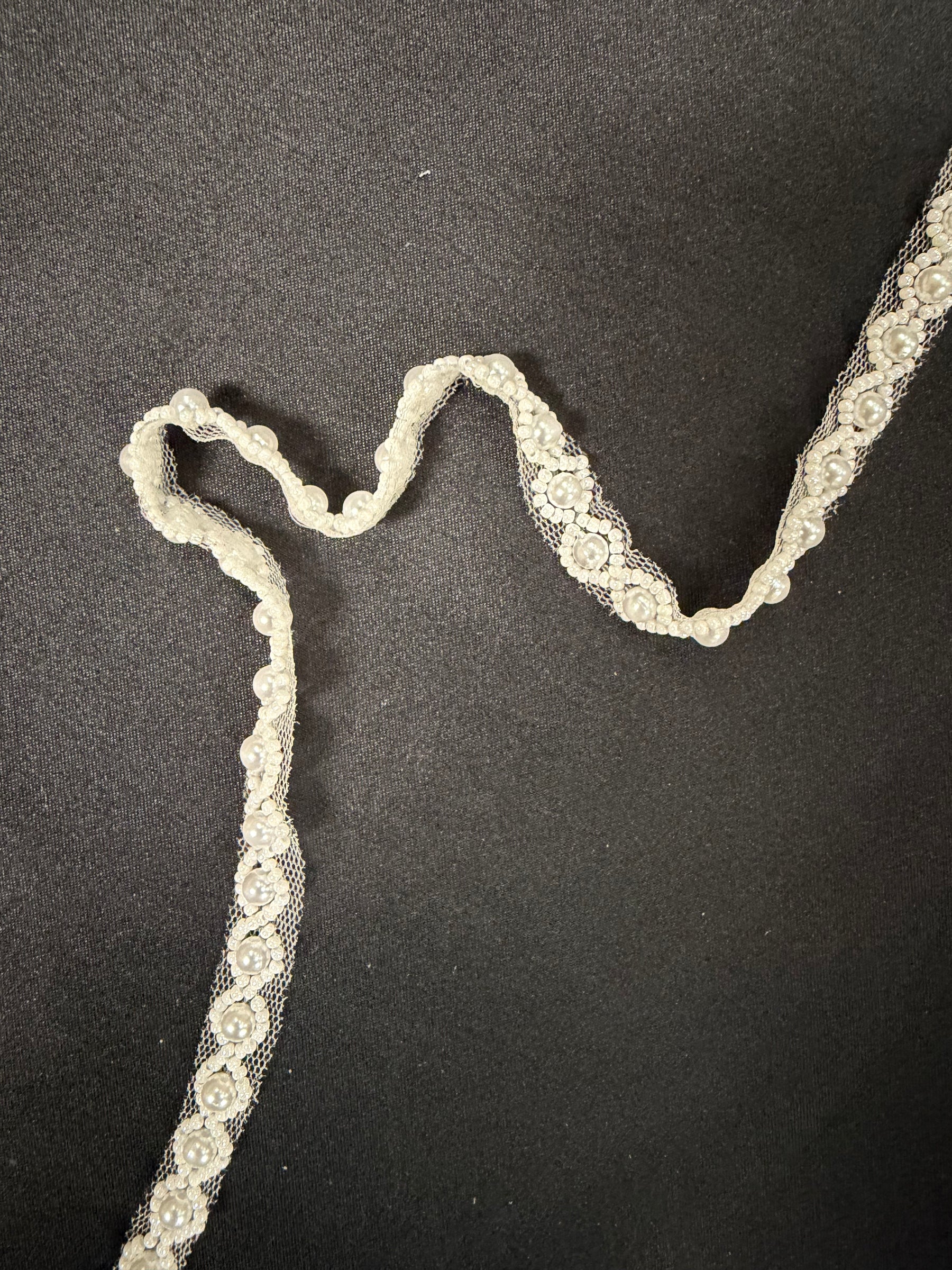 Bordure perlée ivoire - EH2019