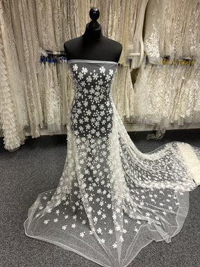 Dentelle brodée ivoire - EB5046
