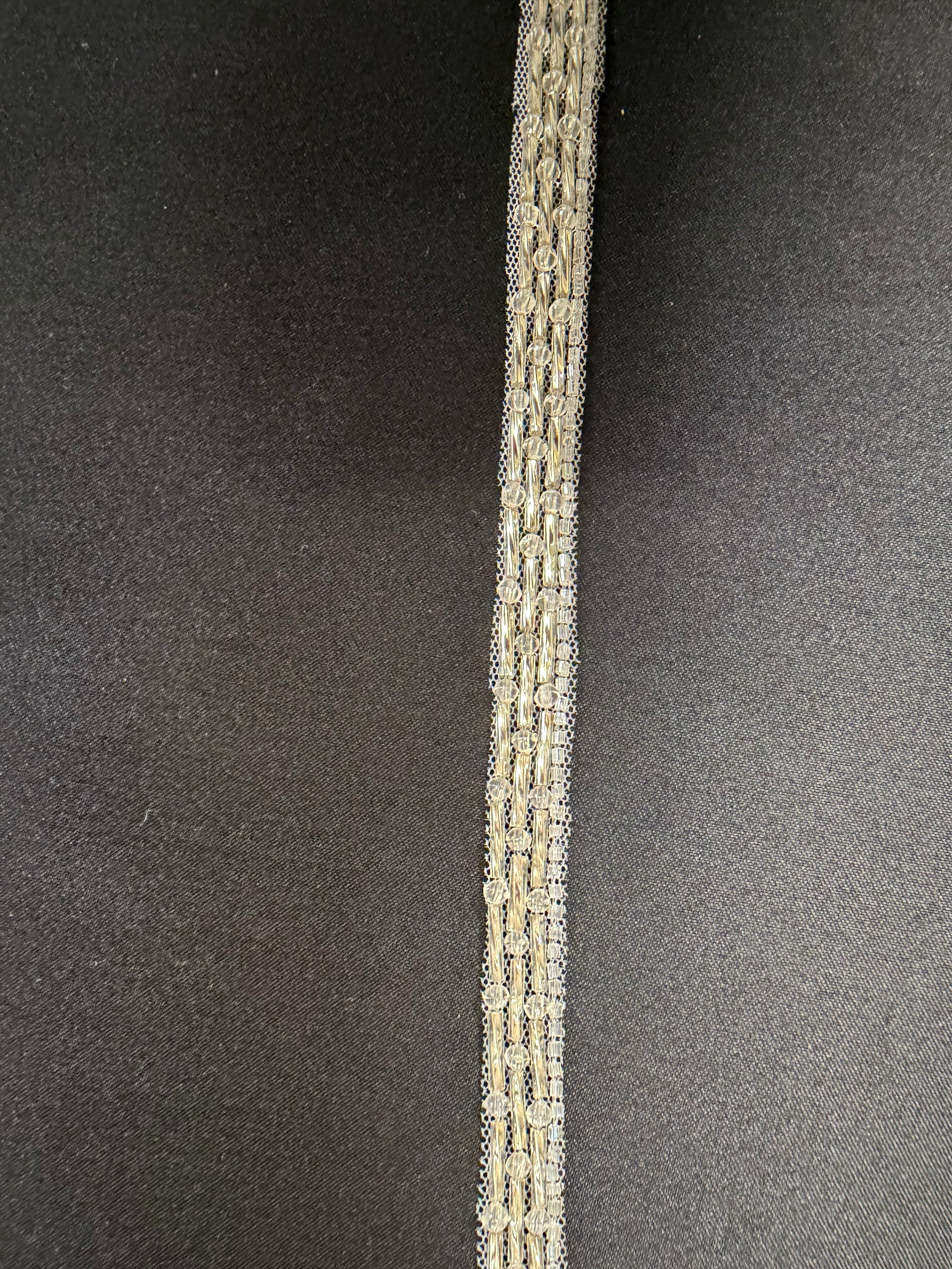 Bordure perlée argentée - EH2016
