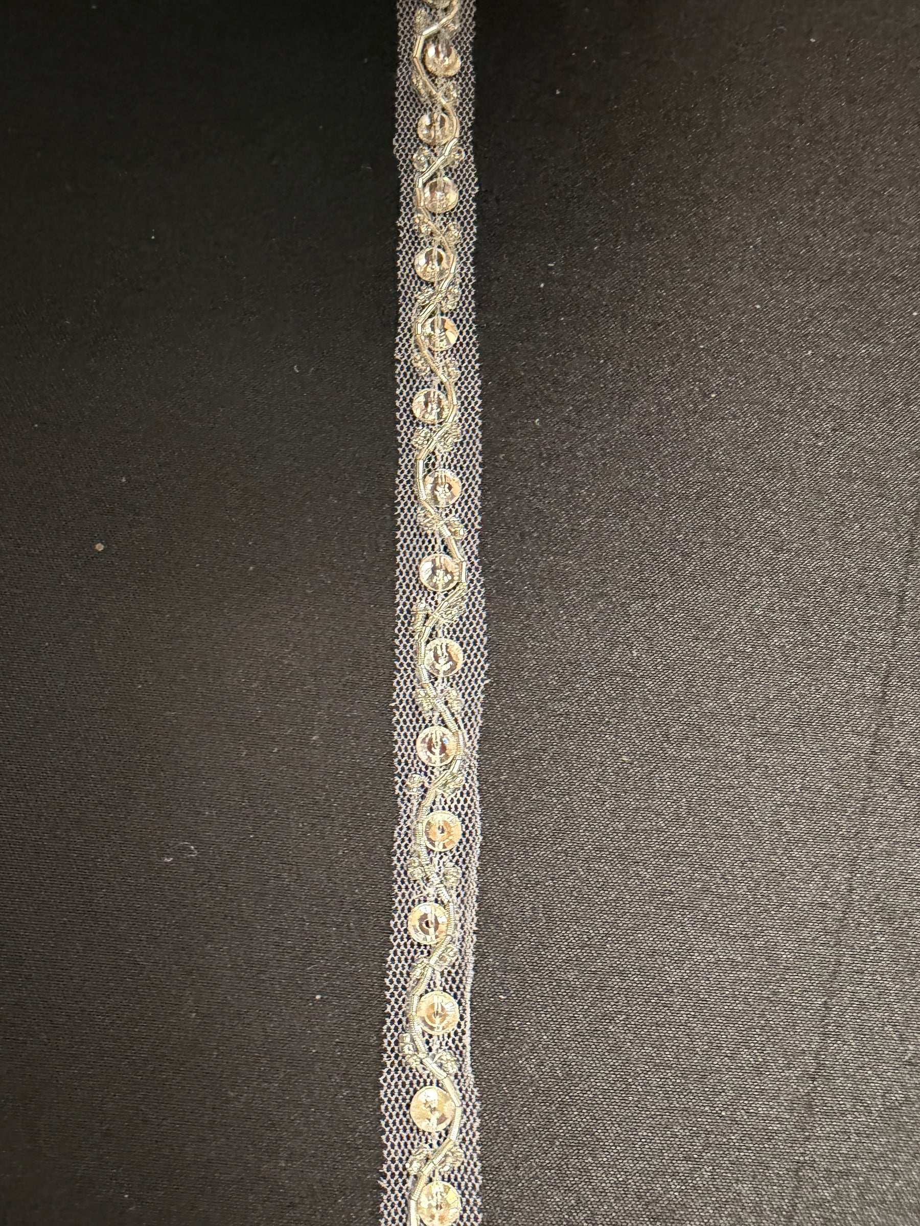 Bordure perlée en cristal ivoire - EH1016
