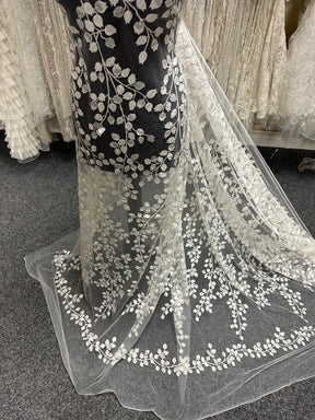 Dentelle brodée ivoire 3D - EB5034