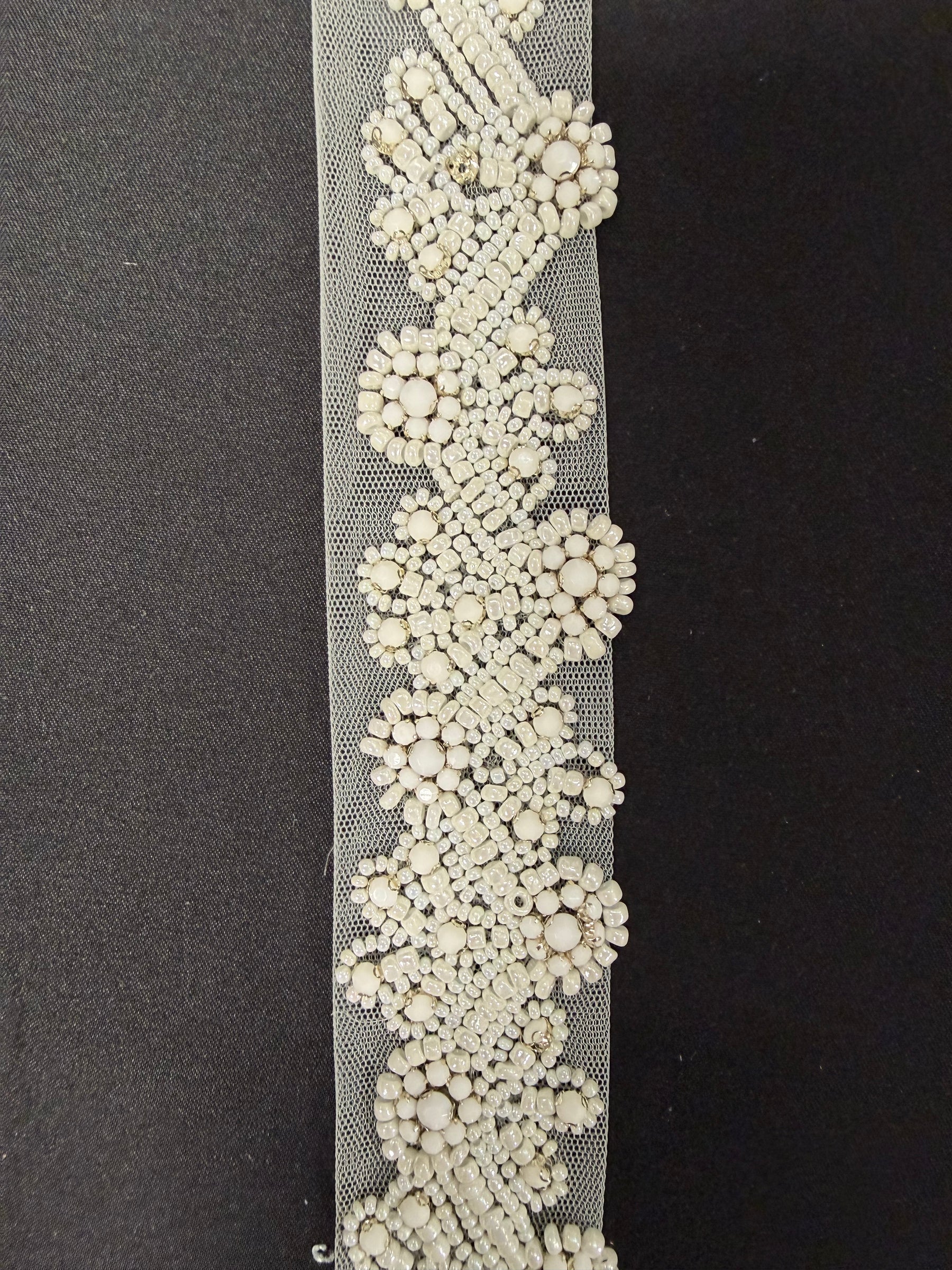 Bordure de perles de cristal blanc - EH1012