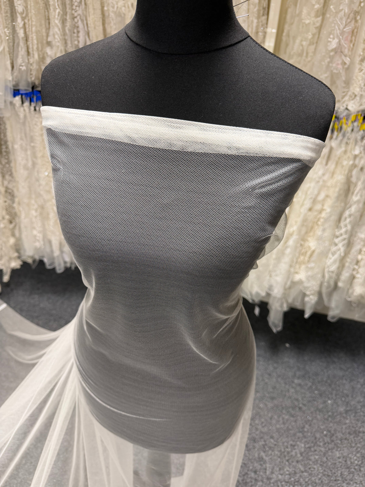 Tulle de soie ivoire - TU0067