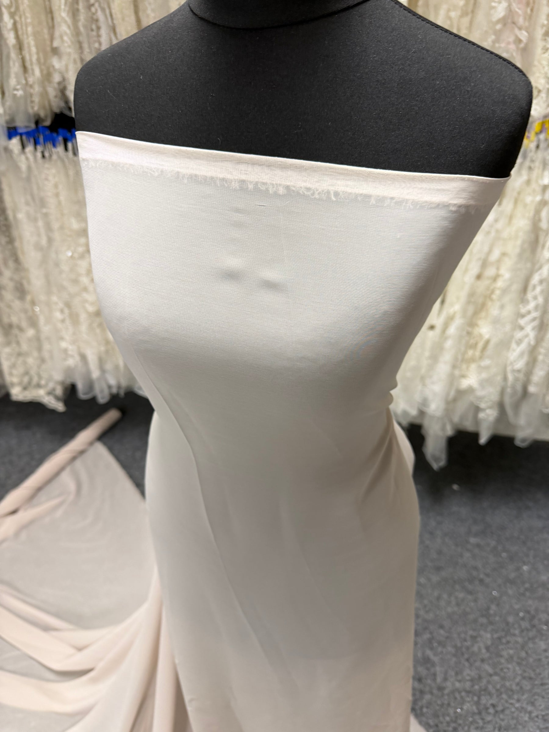 Cappuccino Polyester Georgette - Silhouette