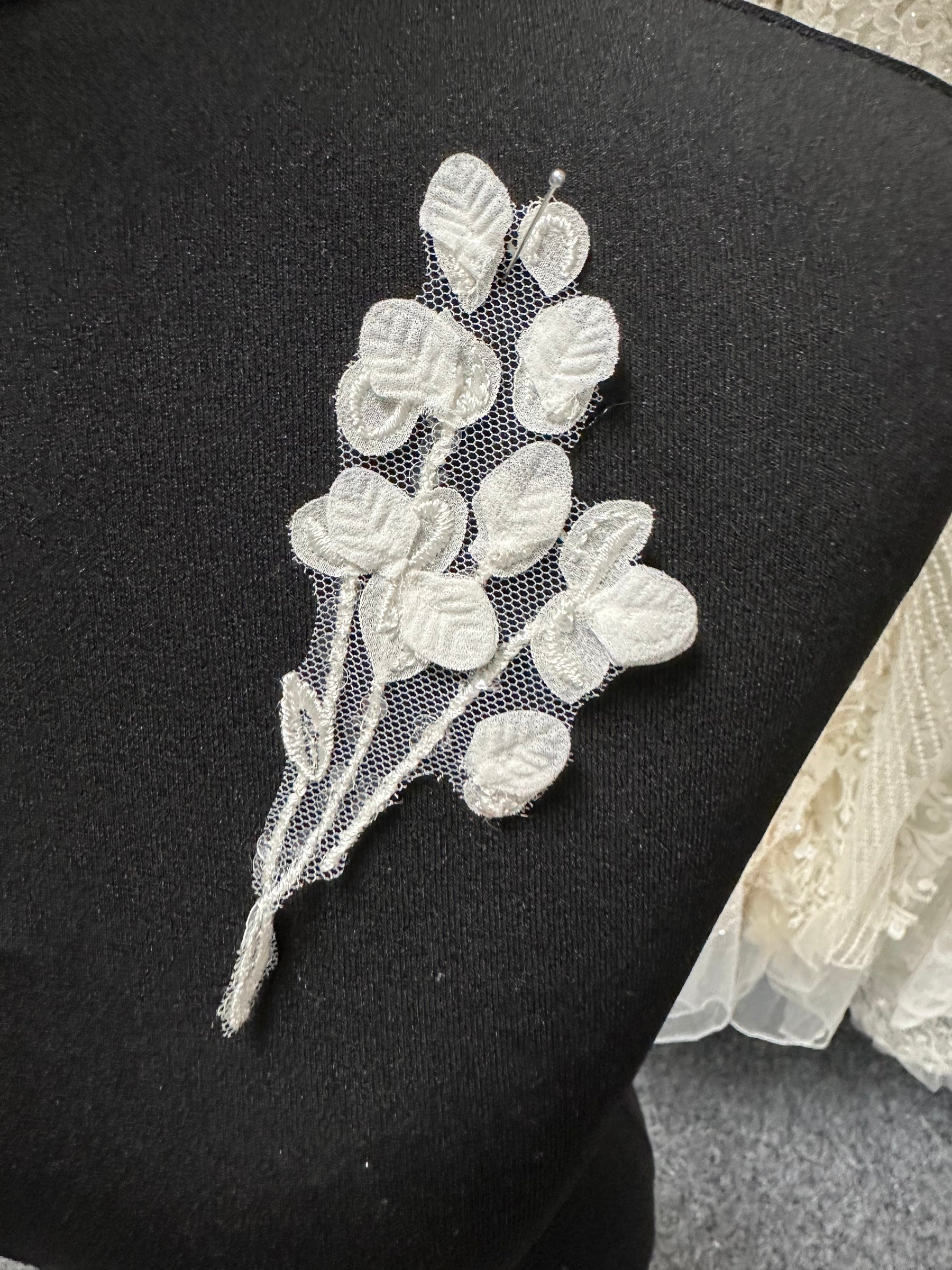 Appliques de dentelle florale ivoire - MT6003