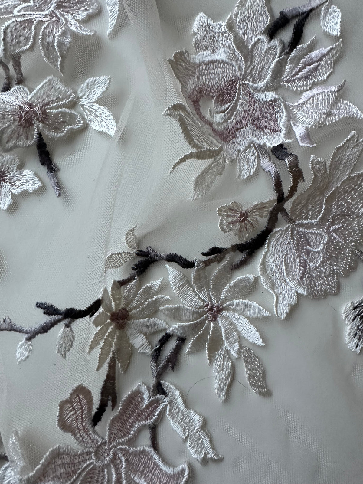 Dentelle rose brodée - EB5052