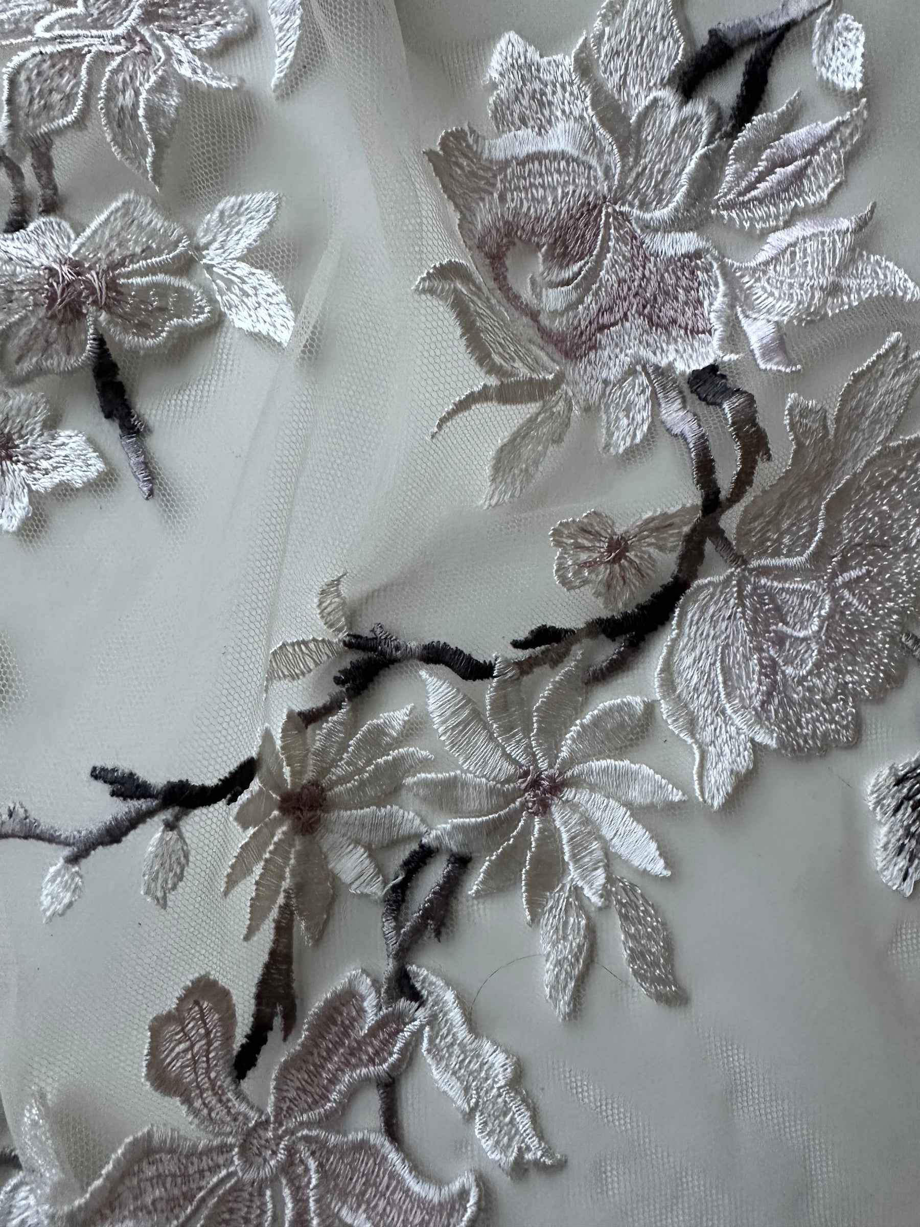 Dentelle rose brodée - EB5052