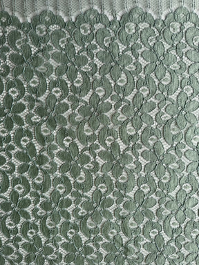 Dentelle française cordée vert péridot - LA4008