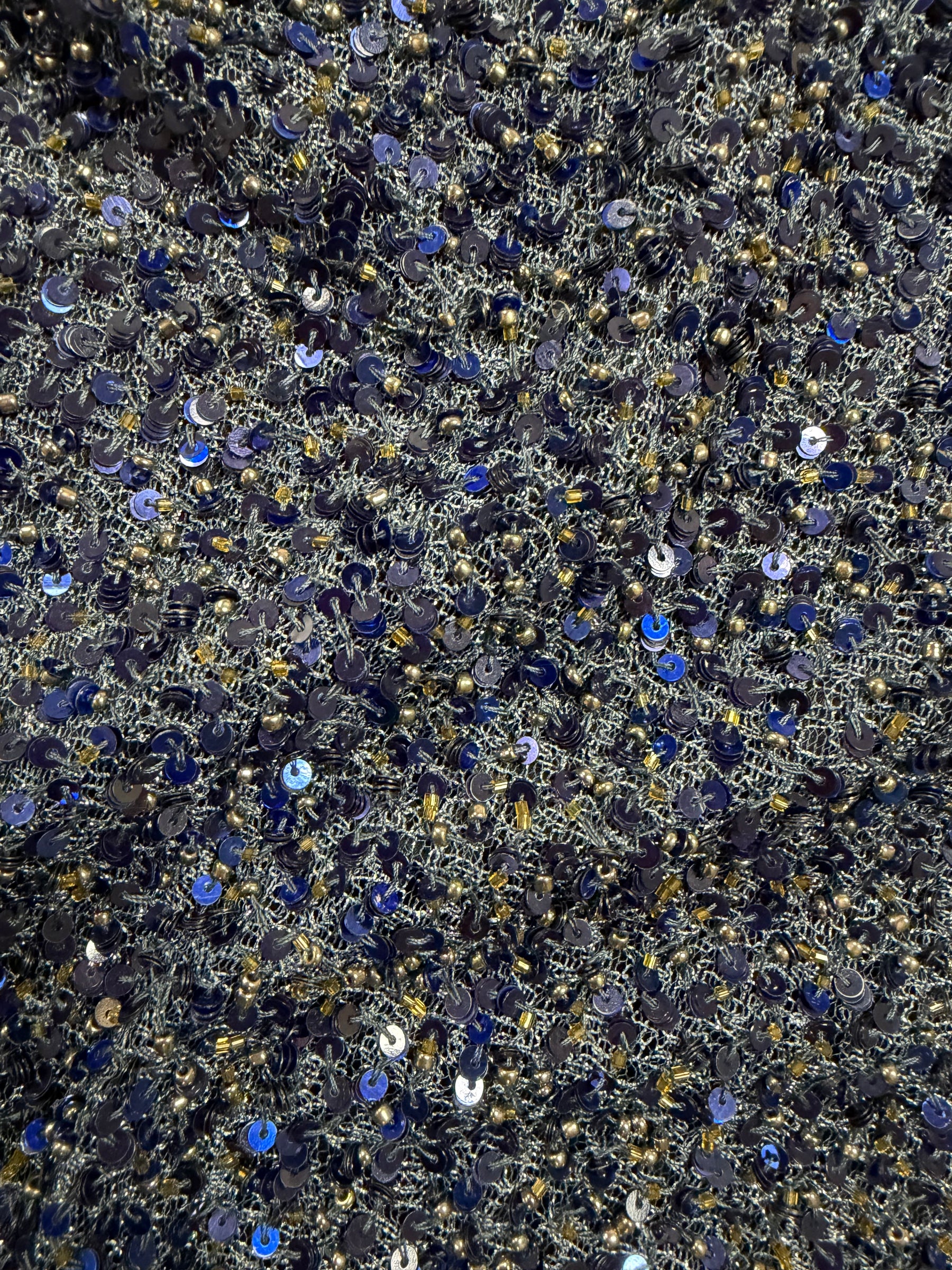 Tulle brodé de perles bleu marine - EB1011