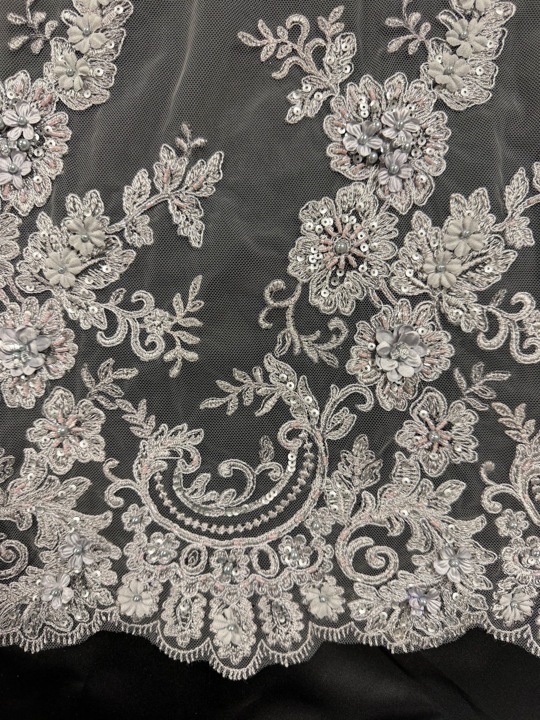 Tulle gris foncé brodé de perles en 3D - EB1030